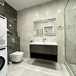 45 Pearl 2 Bedrooms Disign Apartment Odessa